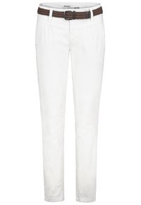 Witte katoenen broek met een slim fit, voorzien van een gevlochten bruine riem. De broek heeft voorzakken en een gladde textuur.