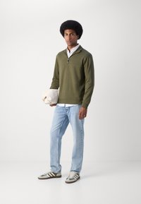 INDICODE JEANS Sweatshirt - olive