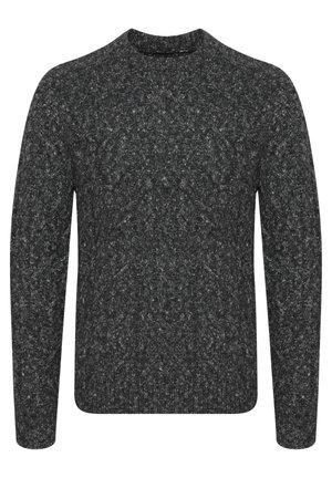 Tamno sivi pleteni džemper s teksturiranim kabelskim uzorkom, okruglim izrezom i dugim rukavima s rebrastim manžetama.