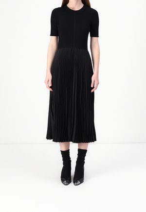 Day dress - black