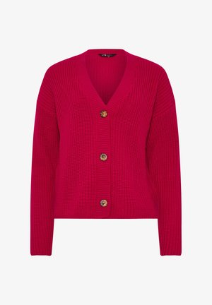 Rød strikket cardigan med lange ærmer, V-hals og tre store knapper i skildpaddeskal foran.