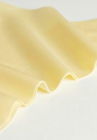 Intimissimi BRAZILIAN-AUS ULTRA-LIGHT - String - gelb pastel yellow