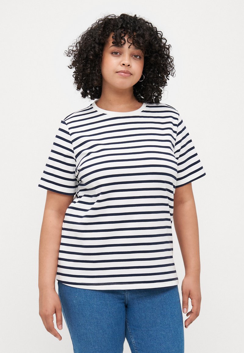 T-shirt à rayures à manches courtes en bleu marine et blanc, décolleté rond, en coton, caractérisé par une coupe décontractée et une texture douce.