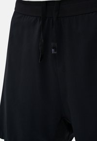CEP THE RUN SHORTS 2IN1 MEN - Kurze Sporthose - black