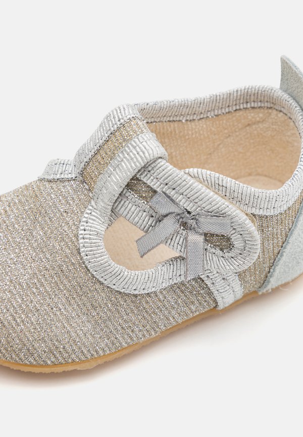 SPARKLE SHINE T SPANGE - Slippers - platin4
