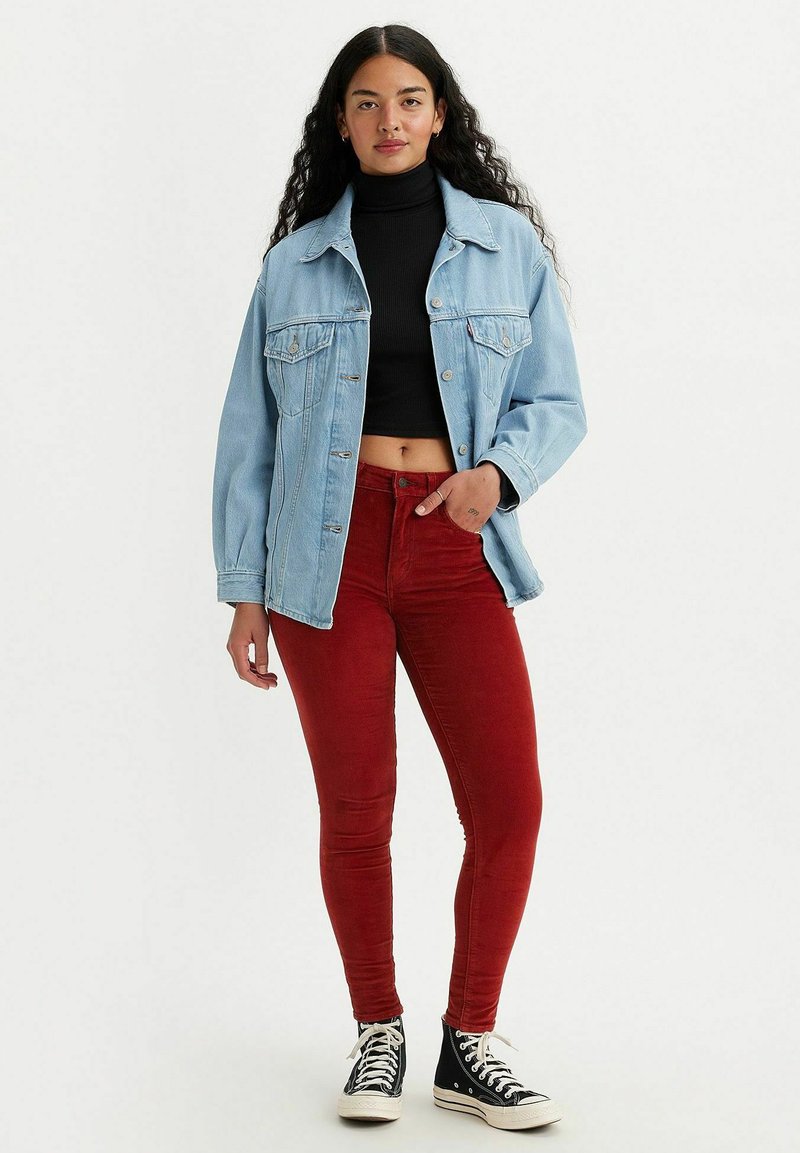 Levi’s® Jeans Skinny Fit rood gemêleerd