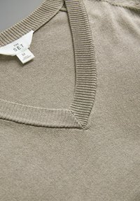 THE SET REGULAR FIT - 3 PACK V-NECK - Strickpullover - black cream taupe brown