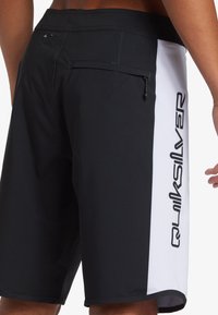 Quiksilver SURFSILK HOLMES 20  - Plavecké šortky - black