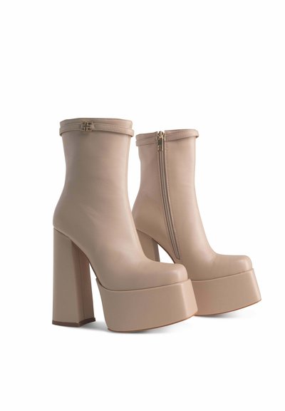 Stivaletti Con Plateau E Tacco Largo Donna - Eleganti In Ecopelle, Collezione SS25