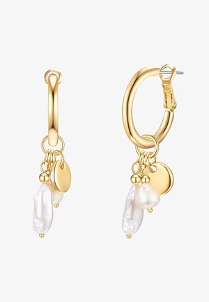 Guldörrringar med oregelbundet formade vita pärlor, små guldskivor och pärlaccenter, med en polerad yta och fjädrande lås.