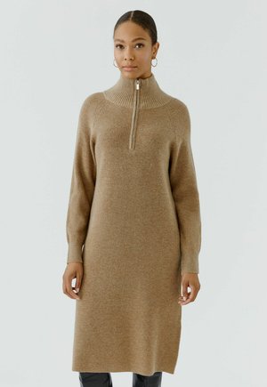 Oui, STRICKKLEID - Gebreide jurk - sweet maple