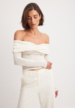 NA-KD OFF SHOULDER - Blouse - offwhite
