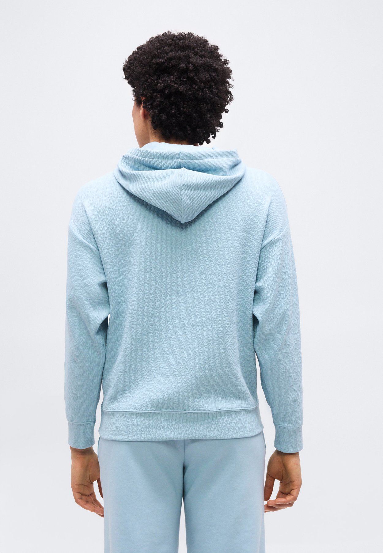 ELEVATED COMFORT HOODIE