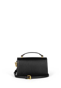 Borsa a mano in pelle nera con una forma strutturata, manico superiore e tracolla regolabile. Presenta hardware in tonalità oro e un design minimalista.