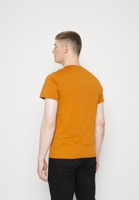 Lyle & Scott T-shirt básica - ciderbrown