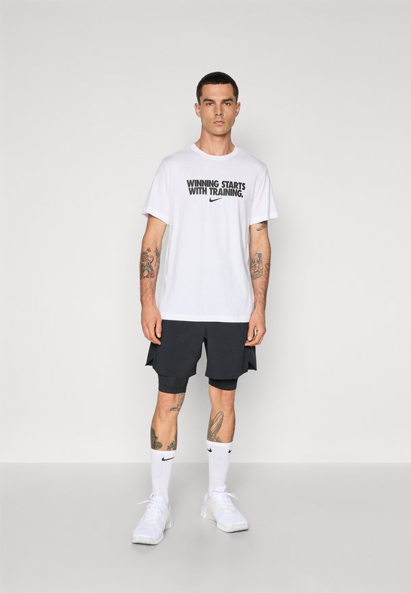 TEE WINNING - Sports T-shirt4