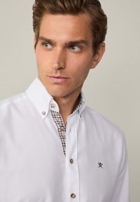 Hackett London Košeľa - white