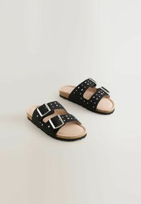 Unausgewählt, black studded
