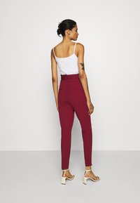 Vero Moda VMEVA LOOSE PAPERBAG PANT - Calças - cabernet