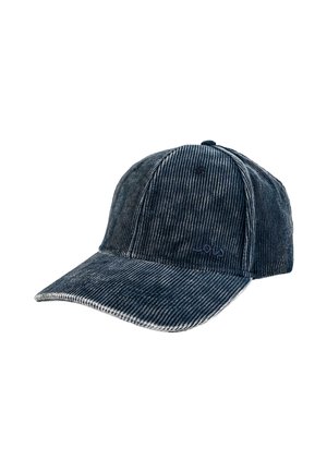 Gorra de béisbol de pana en azul oscuro. Presenta una visera curva, un logo tonal bordado en la parte frontal y líneas verticales texturizadas en la tela.
