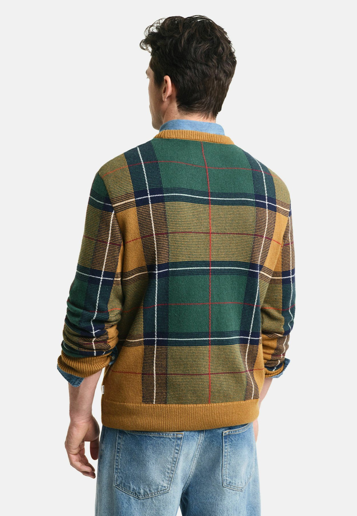 CHECKED C-NECK