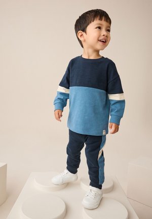 Next, LONG SLEEVE SOFT TOUCH  AND JOGGERS SET  - REGULAR FIT - Trainingsanzug - blue navy