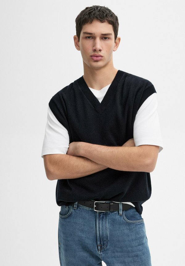 V-NECK  - Strickpullover