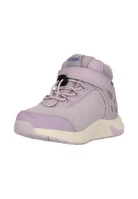 Kengät, joissa on lace-up-huippukengät vaalean violetista verkkomateriaalista, synteettisiä yksityiskohtia, pehmustettu kaulus ja kuvioitu pohja pitävyyttä varten. Varustettu tarranauhalla.