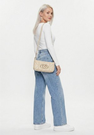 Love Moschino, SCHULTERTASCHE 25 CM - Sac à main - burro