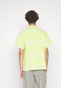Obey Clothing BENNIE - Overhemd - celery juice multi