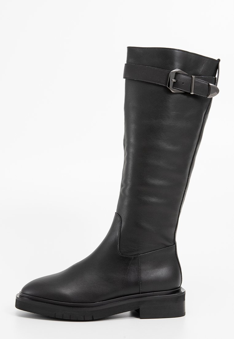 Botas