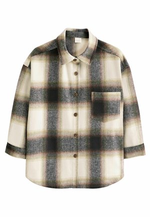 Chaqueta tipo camisa con botones, manga larga, patrón de cuadros en beige, negro y verde oliva, y un bolsillo en el pecho en el lado izquierdo.