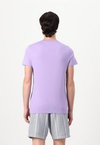 Tommy Jeans SLIM TEE - T-shirt - bas - purple