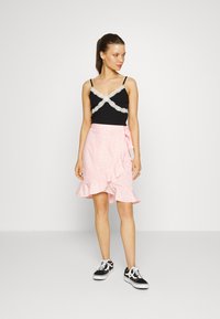 ONLY Petite ONLROSIE SLEEVELESS - Top - black