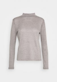 Długi rękaw golf w jasnoszarym prążkowanym materiale, charakteryzujący się dopasowanym krojem i gładką fakturą. Bez dodatkowych ozdób.