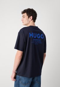 HUGO NALONO - T-shirts med print - dark blue