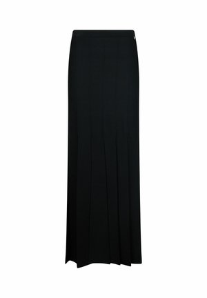 Crna maxi suknja s rebrastom teksturom, s okomitim šavovima i širokim krojem. Nema vidljivih kopči ni uzoraka.