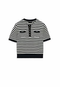 Randig svart och vit kortärmad skjorta med rund halsringning, med en knappslå och två falska bröstfickor. Accentuerad med en svart nederkant.