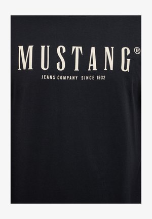 Mustang STYLE ASHEVILLE - Pikkade varrukatega topp - schwarz