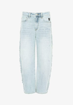 Heledad sinine teksapüksid, lõdvas lõikes, kontrastsete õmblustega, rebenemiste ja narmastega. Omab viit taskut ja traditsioonilist vöökohta.