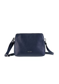 Borsa a tracolla in pelle blu con superficie testurizzata, chiusura con zip, tracolla regolabile e un logo metallico sul davanti.