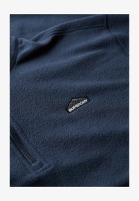 Seleccionado, lauren navy