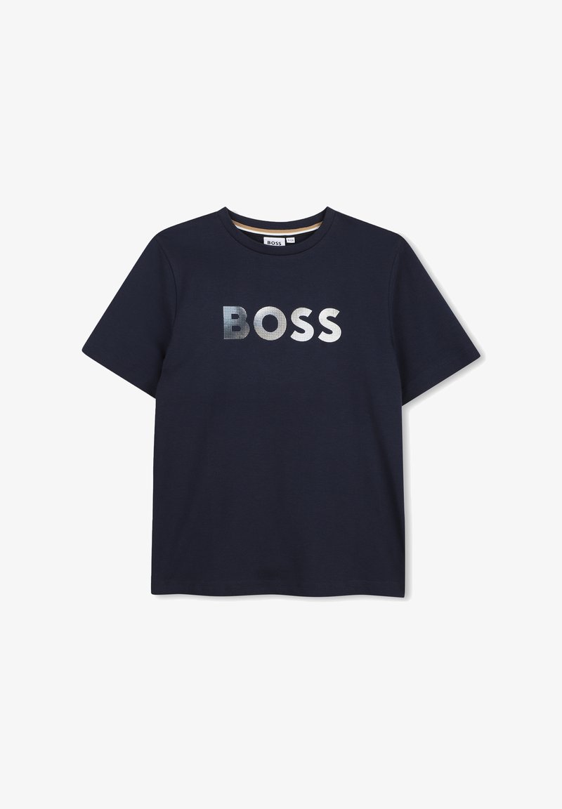 T-shirt bleu marine à manches courtes avec col rond et "BOSS" imprimé en grandes lettres blanches sur la poitrine.