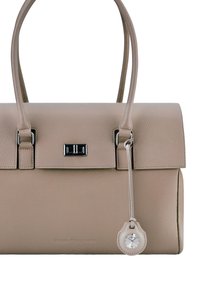 Borsa a mano in pelle beige con una texture liscia, forma strutturata, doppio manico, dettagli metallici e un orologio rotondo staccabile.