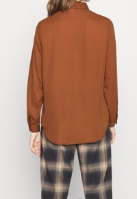 VILA Chemisier - brown