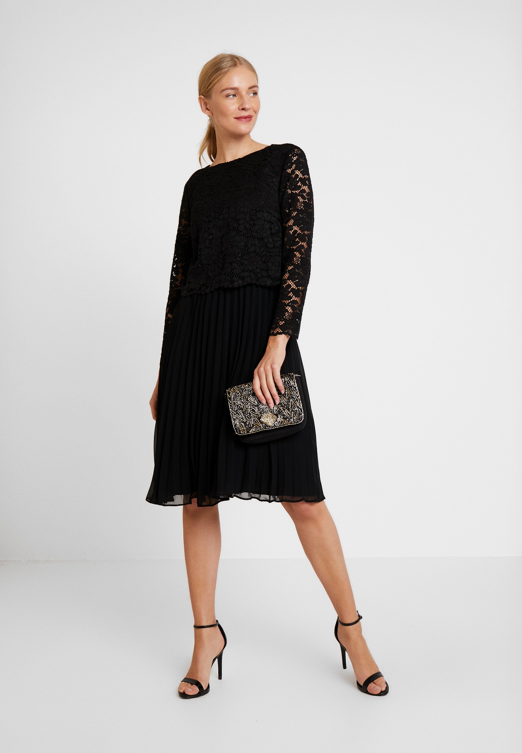 Esprit Collection CHRISTINA Cocktailklänning black Esprit Collection Klänning i chiffong och spets