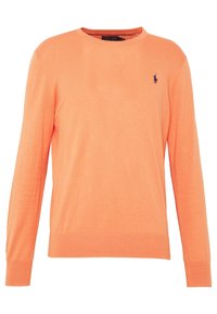 Orange långärmad tröja i mjukt tyg med ribbad rundhals och muddar, prydd med en liten marinblå logotyp på bröstet.