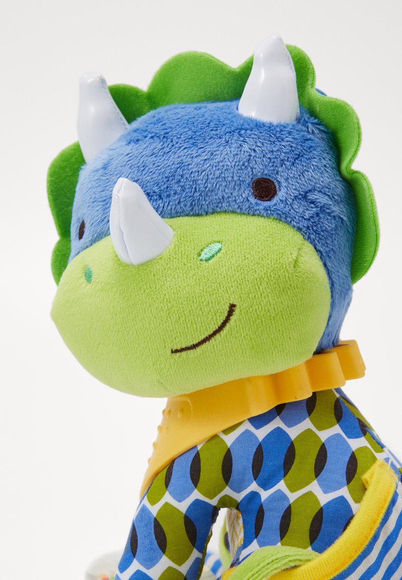 Skip Hop BANDANA BUDDIES DINO - Cuddly toy - multi-coloured/blue/multi-coloured - Zalando.ie Skip Hop BANDANA BUDDIES DINO - Cuddly toy - multi-coloured/blue/multi-coloured - Zalando.ie
