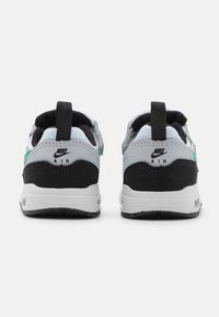 Nike Sportswear AIR MAX 1 EASYON - Sneakers - white/stadium green/pure platinum/black