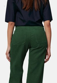 LABDIP HIGH WAIST LONG WIDE  - Broek - forest